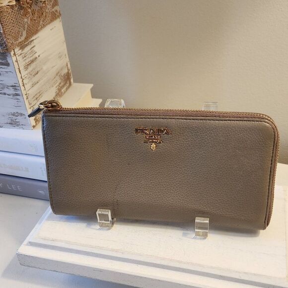 Gray Leather Prada Continental Zip Around Wallet (2303146) - Picture 1 of 11
